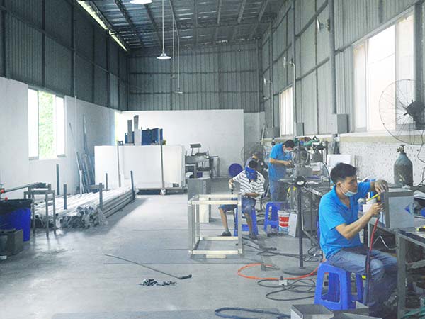 材料加工車(chē)間